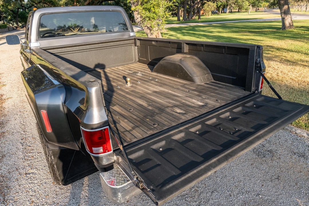 1988 GMC Sierra 1st Gen - Image 19 of 31