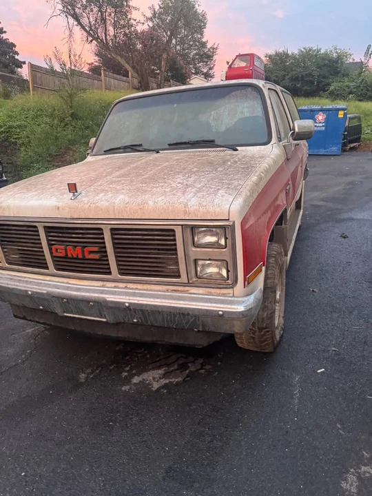 1988 GMC Jimmy 2nd Gen - Image 3 of 12