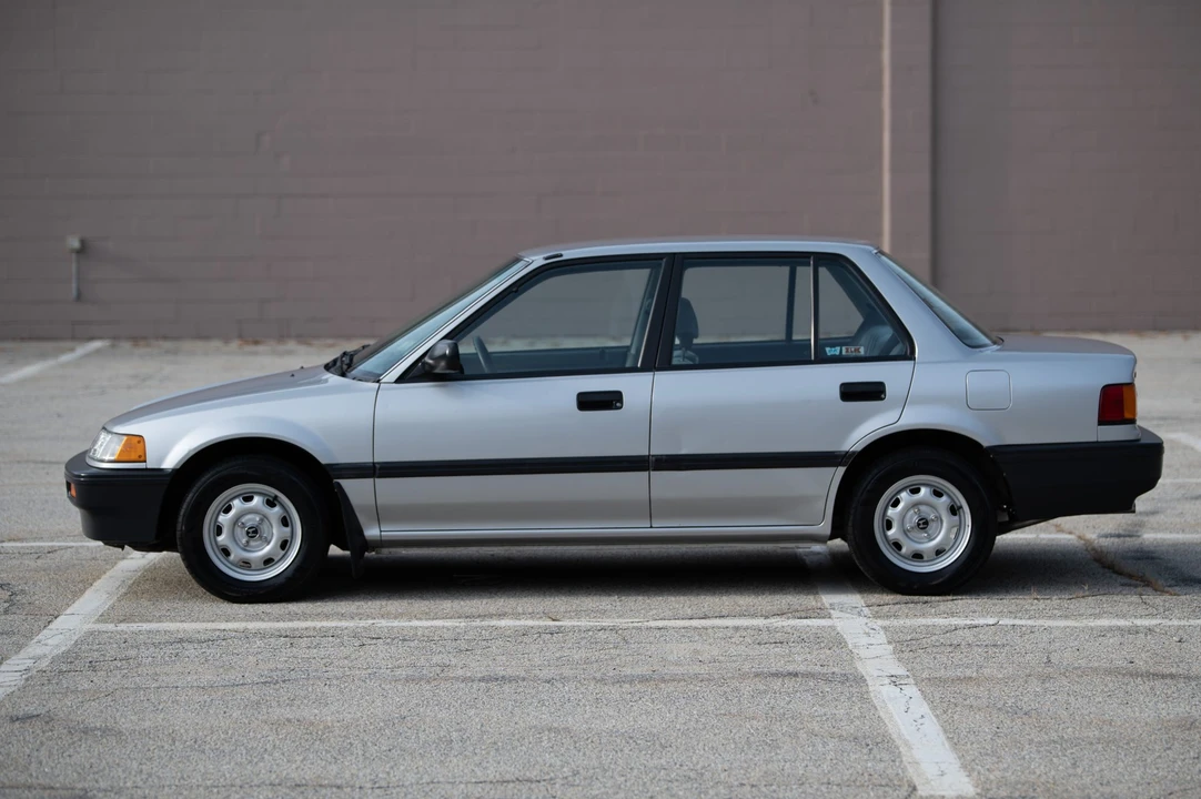 1988 Honda Civic 4th Gen - Image 2 of 31