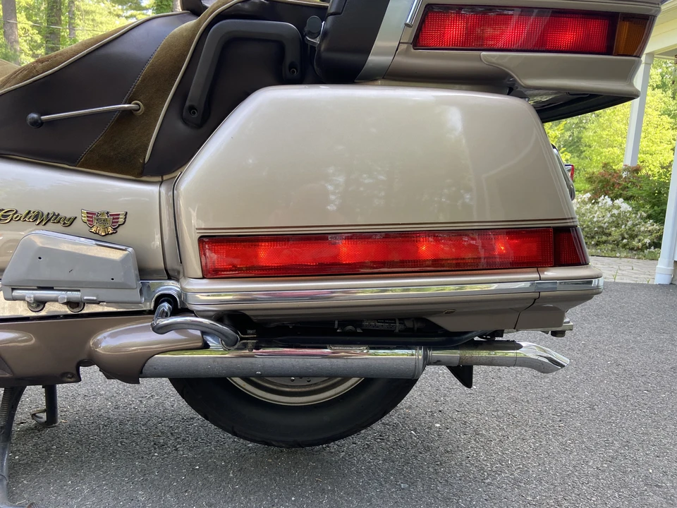 1988 Honda Gold Wing - Image 16 of 31