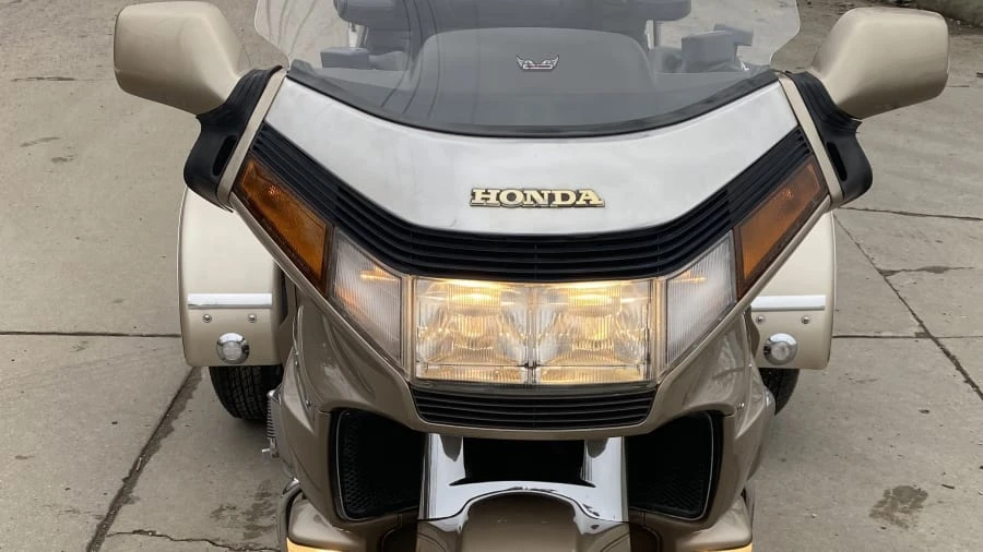 1988 Honda Gold Wing - Image 5 of 14