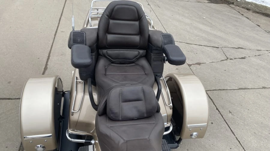 1988 Honda Gold Wing - Image 9 of 14