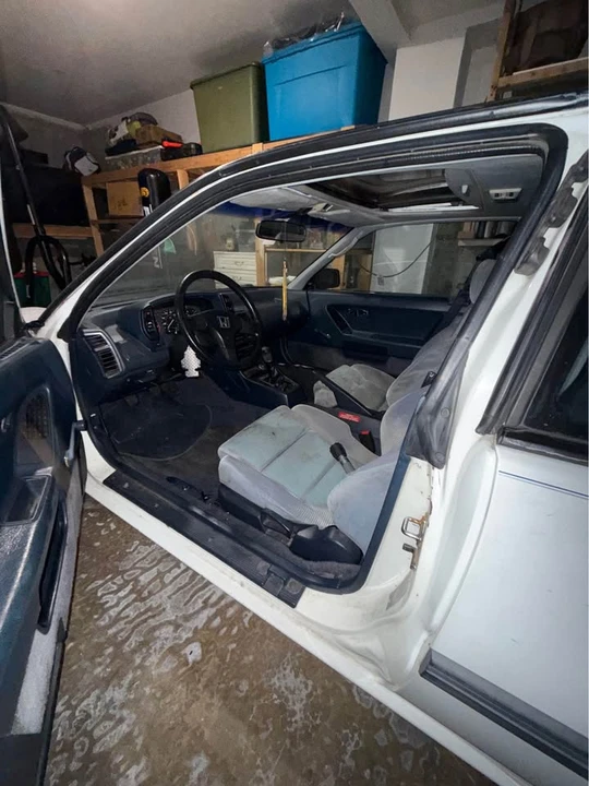 1988 Honda Prelude 3rd Gen - Image 11 of 12