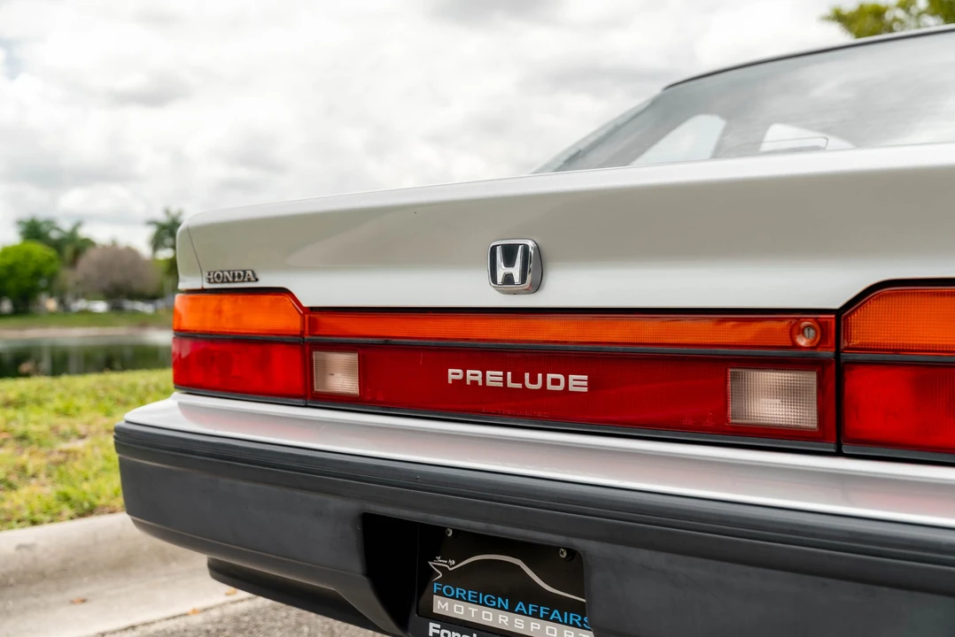 1988 Honda Prelude 3rd Gen - Image 29 of 31