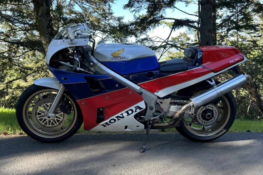 1988 Honda VF & VFR - Image 4 of 8