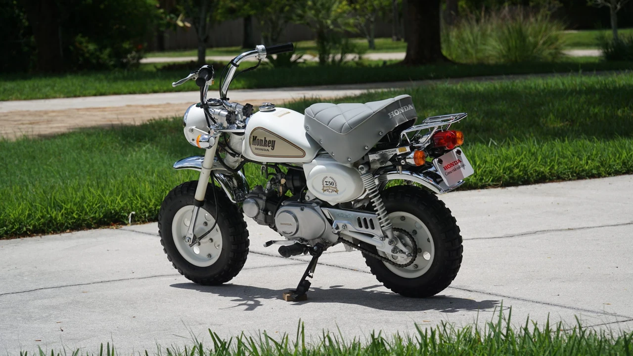 1988 Honda Motorcycles - Image 10 of 31