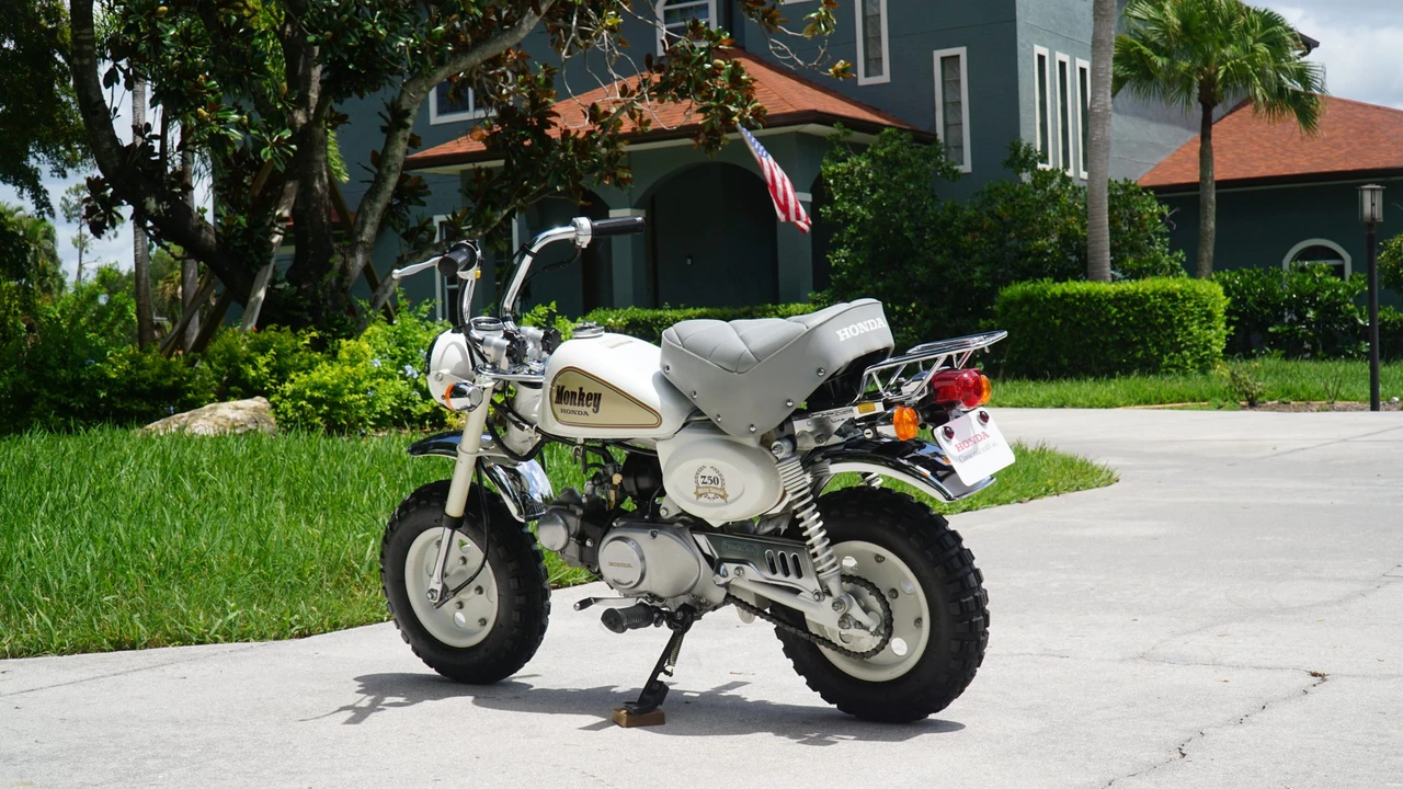 1988 Honda Motorcycles - Image 9 of 31