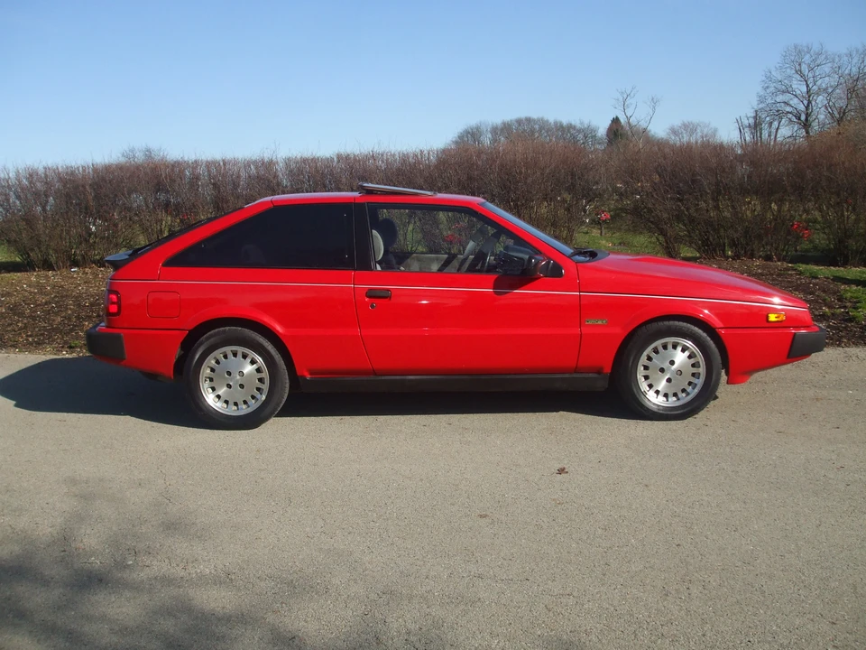 1988 Isuzu Impulse - Image 7 of 31