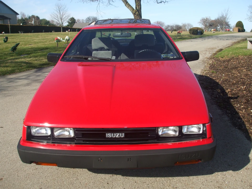 1988 Isuzu Impulse - Image 9 of 31