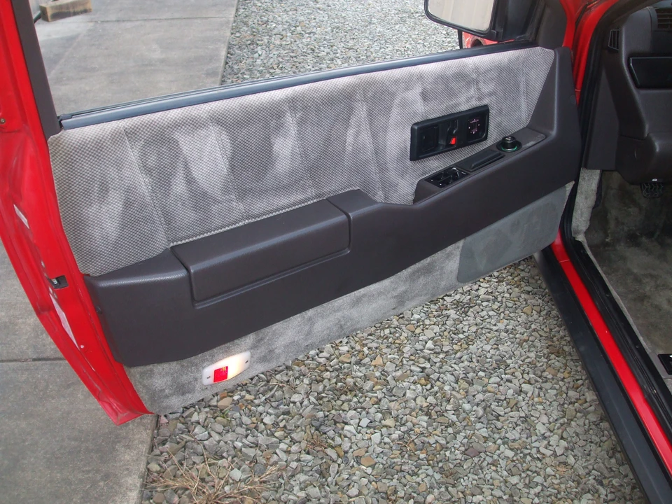 1988 Isuzu Impulse - Image 22 of 31