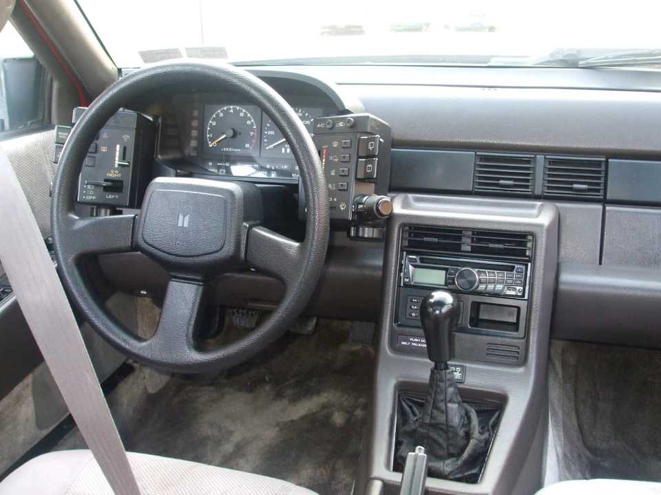 1988 Isuzu Impulse - Image 31 of 31
