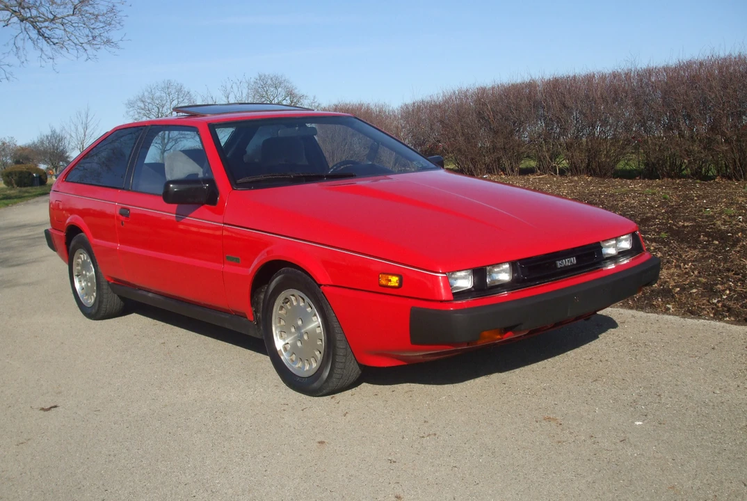 1988 Isuzu Impulse - Image 8 of 31