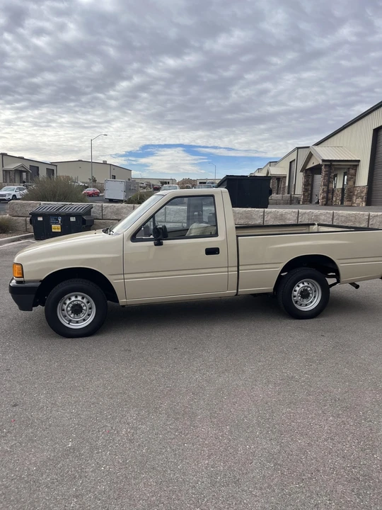 1988 Isuzu - Image 5 of 31