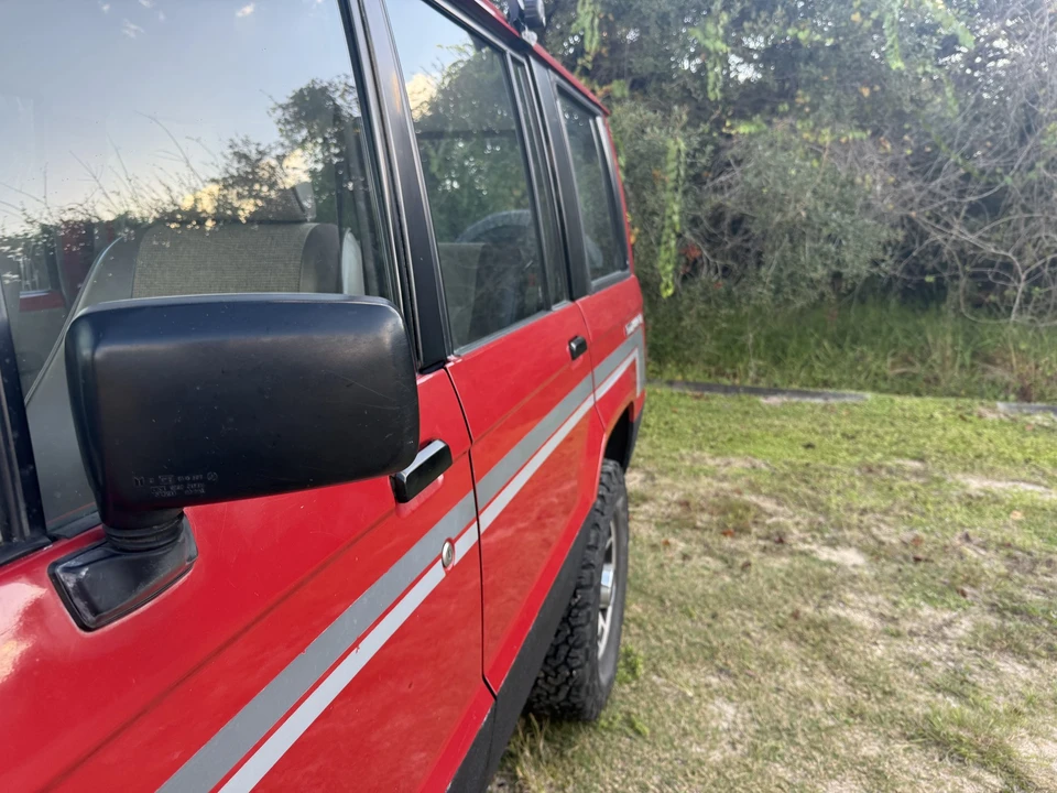 1988 Isuzu Trooper - Image 19 of 31