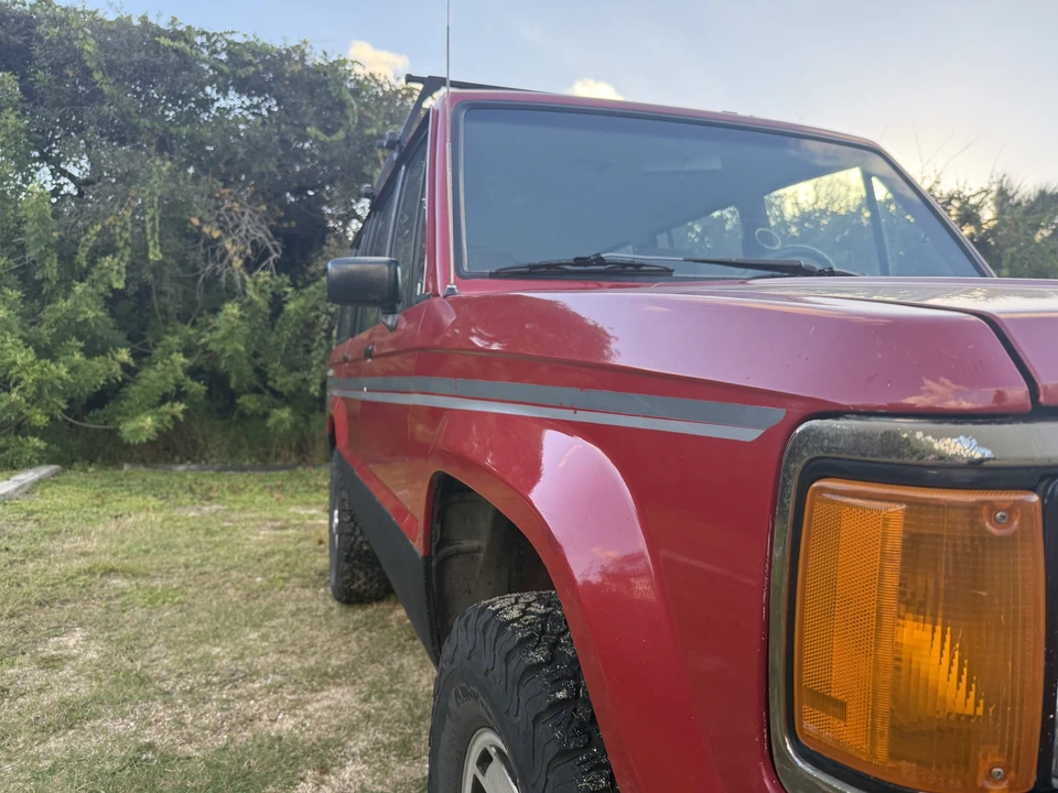 1988 Isuzu Trooper - Image 30 of 31