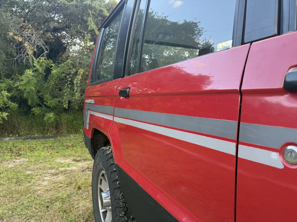 1988 Isuzu Trooper - Image 26 of 31