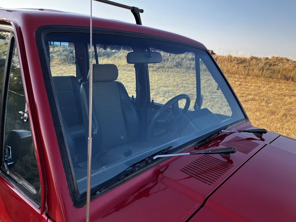 1988 Isuzu Trooper - Image 24 of 31
