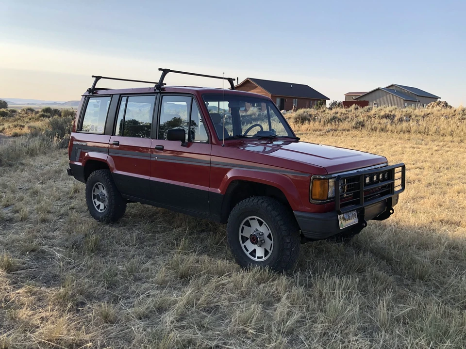 1988 Isuzu Trooper - Image 2 of 31