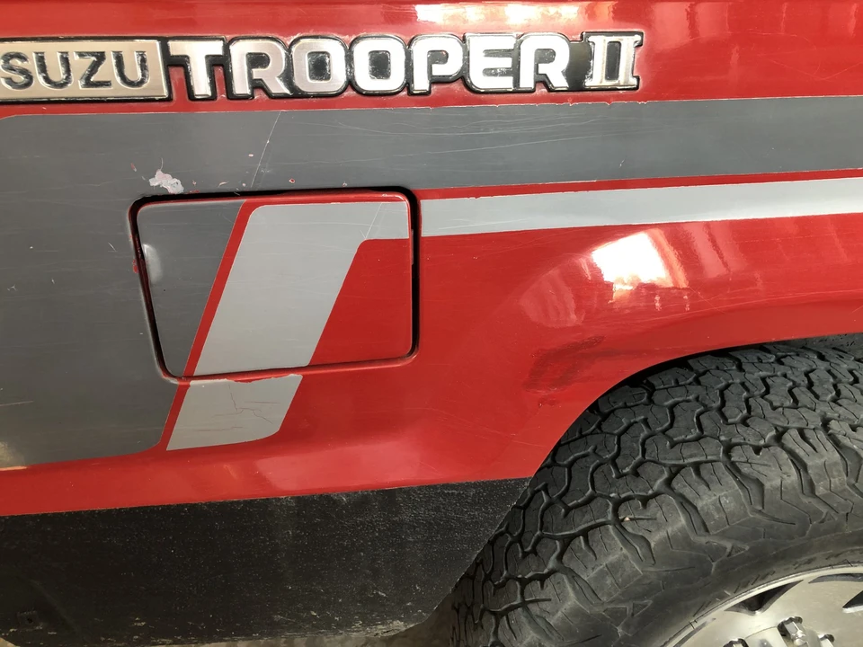 1988 Isuzu Trooper - Image 23 of 31