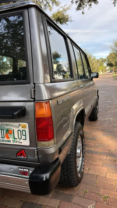 1988 Isuzu Trooper - Image 28 of 31
