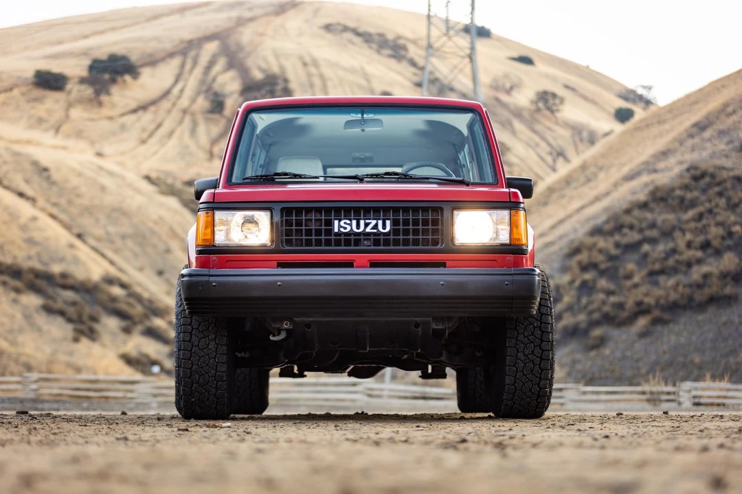 1988 Isuzu Trooper - Image 6 of 31