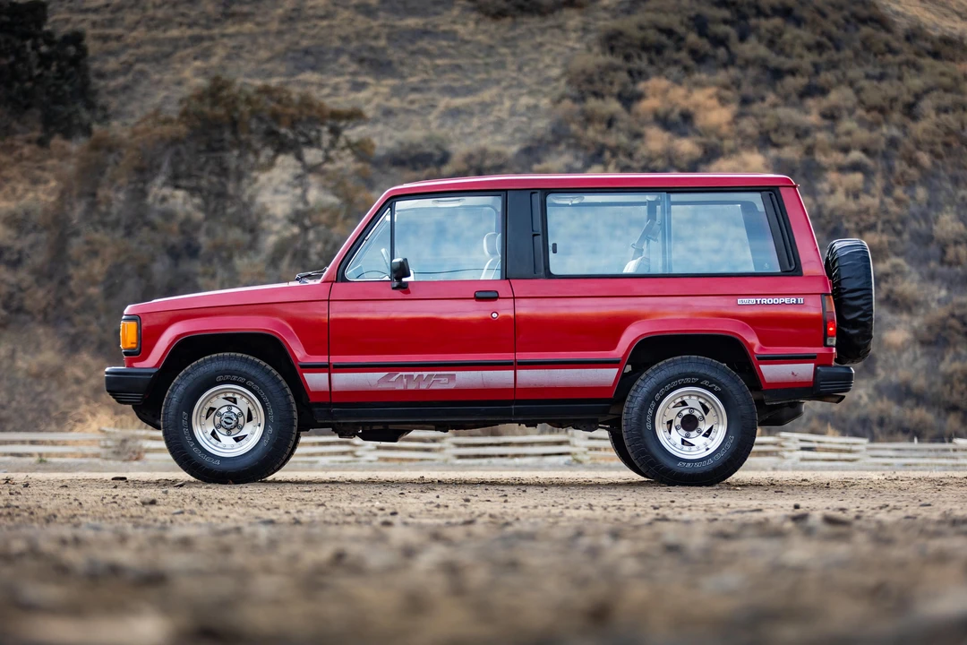 1988 Isuzu Trooper - Image 25 of 31