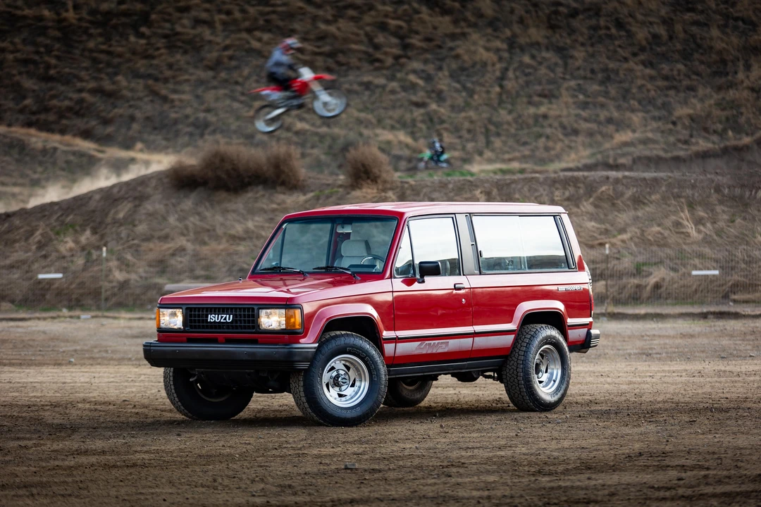 1988 Isuzu Trooper - Image 22 of 31