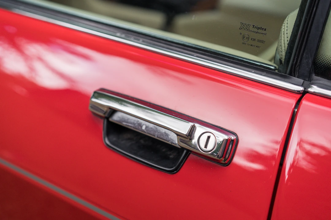 1988 Jaguar XJS Convertible - Image 15 of 31