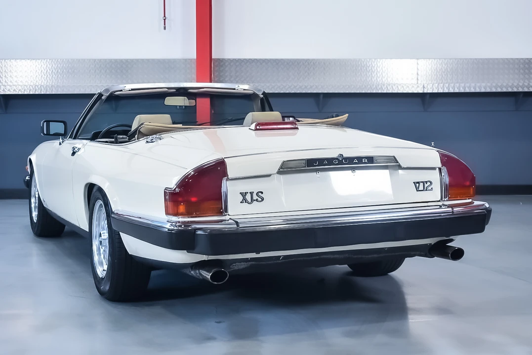 1988 Jaguar XJS Pre-Facelift V12 - Image 17 of 31