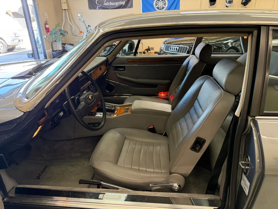 1988 Jaguar XJS Pre-Facelift V12 - Image 18 of 31