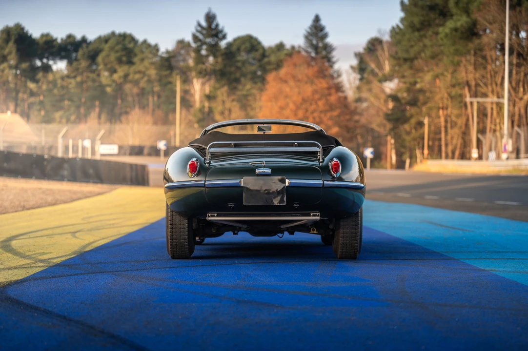 1988 Jaguar Replica - Image 8 of 31