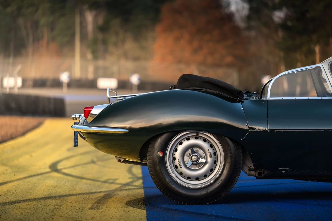 1988 Jaguar Replica - Image 24 of 31