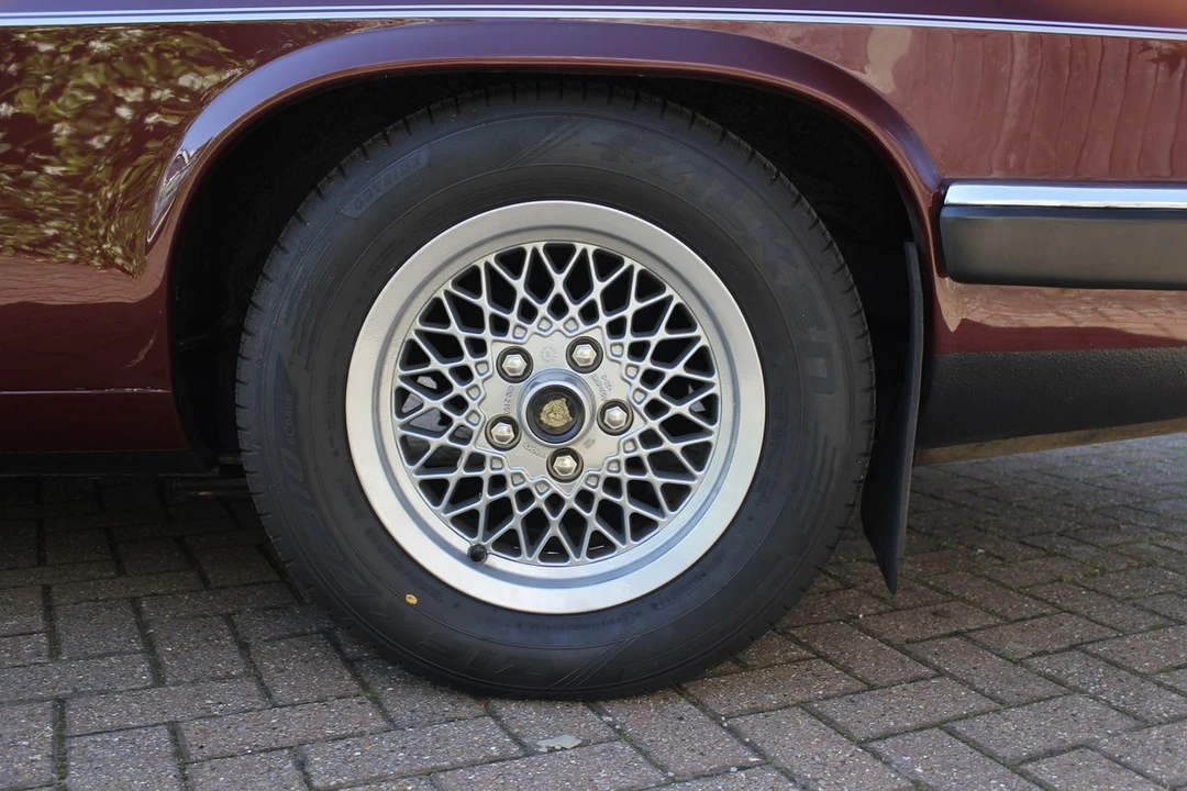 1988 Jaguar XJS Pre-Facelift AJ-6 - Image 27 of 30