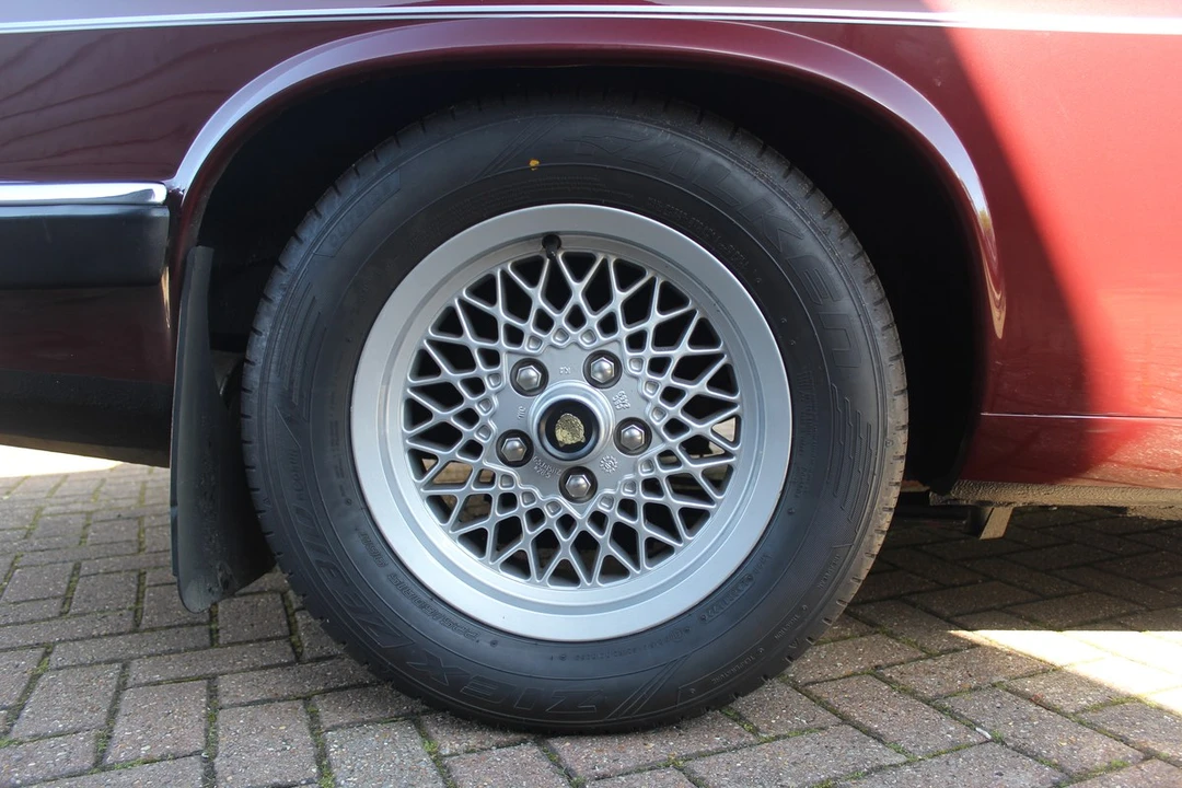 1988 Jaguar XJS Pre-Facelift AJ-6 - Image 28 of 30