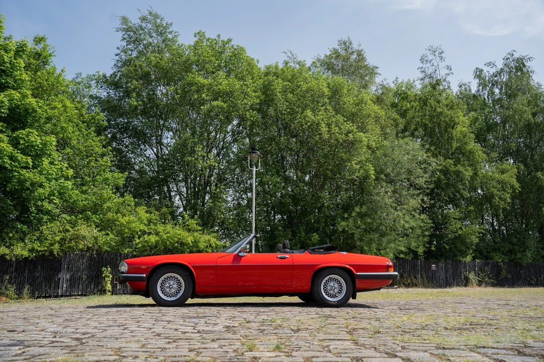 1988 Jaguar XJS Convertible - Image 10 of 30
