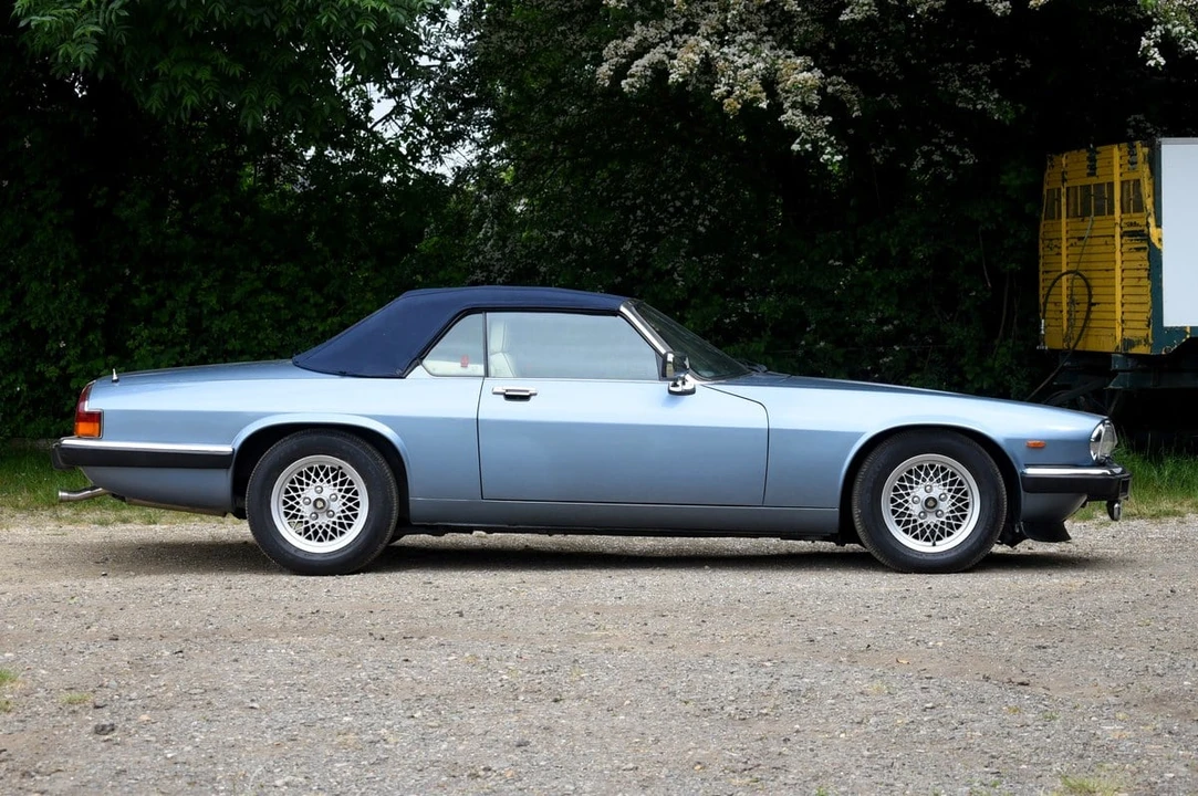 1988 Jaguar XJS Convertible - Image 15 of 30
