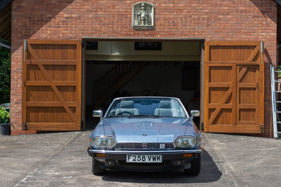1988 Jaguar XJS Convertible - Image 23 of 30