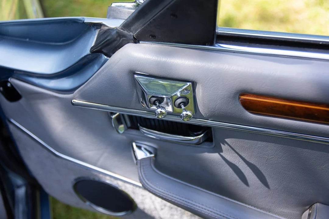 1988 Jaguar XJS Convertible - Image 15 of 30