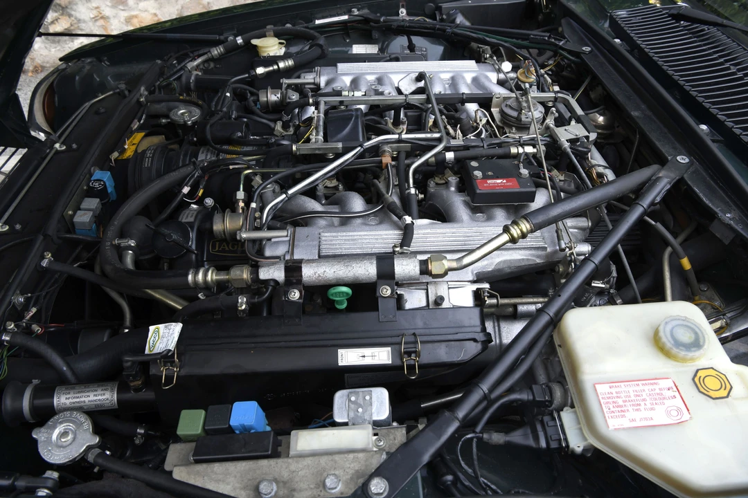 1988 Jaguar XJS Convertible - Image 14 of 27