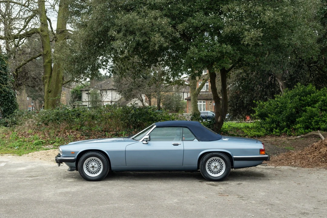 1988 Jaguar XJS Convertible - Image 17 of 30