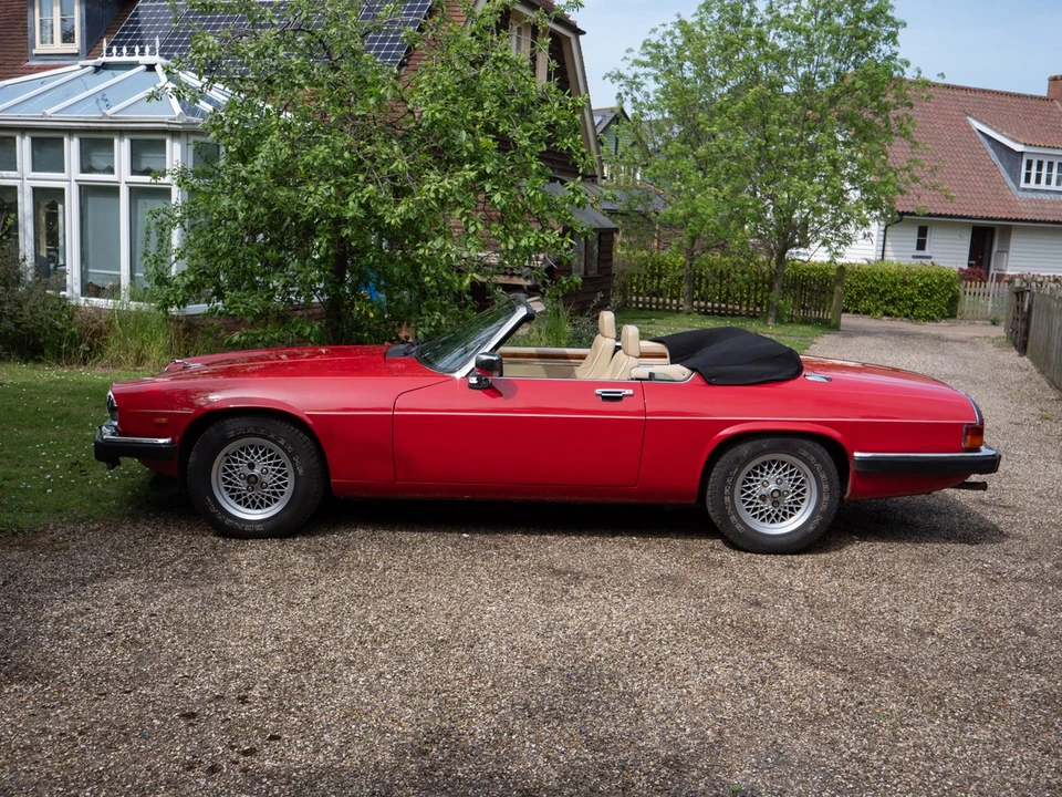 1988 Jaguar XJS Convertible - Image 17 of 30