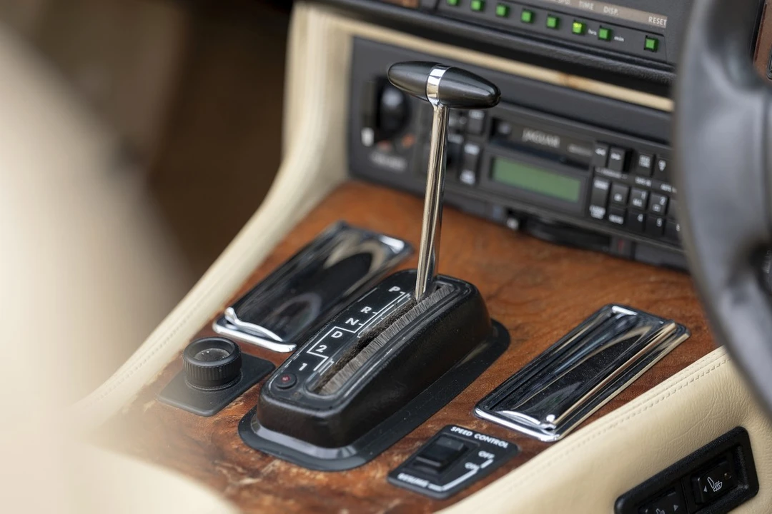 1988 Jaguar XJS Convertible - Image 30 of 30