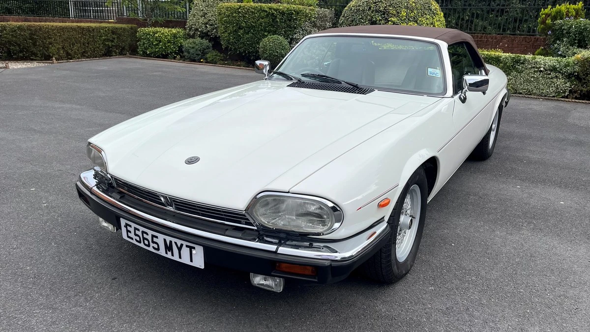 1988 Jaguar XJS Convertible - Image 14 of 30