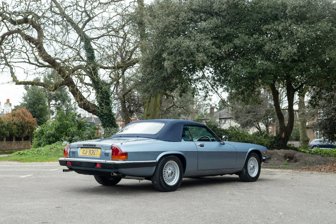 1988 Jaguar XJS Convertible - Image 25 of 30