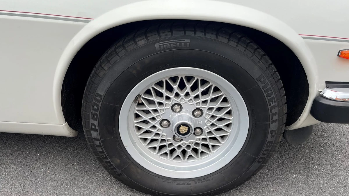 1988 Jaguar XJS Convertible - Image 26 of 30