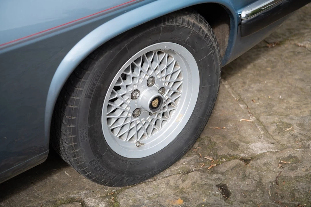 1988 Jaguar XJS Convertible - Image 27 of 31