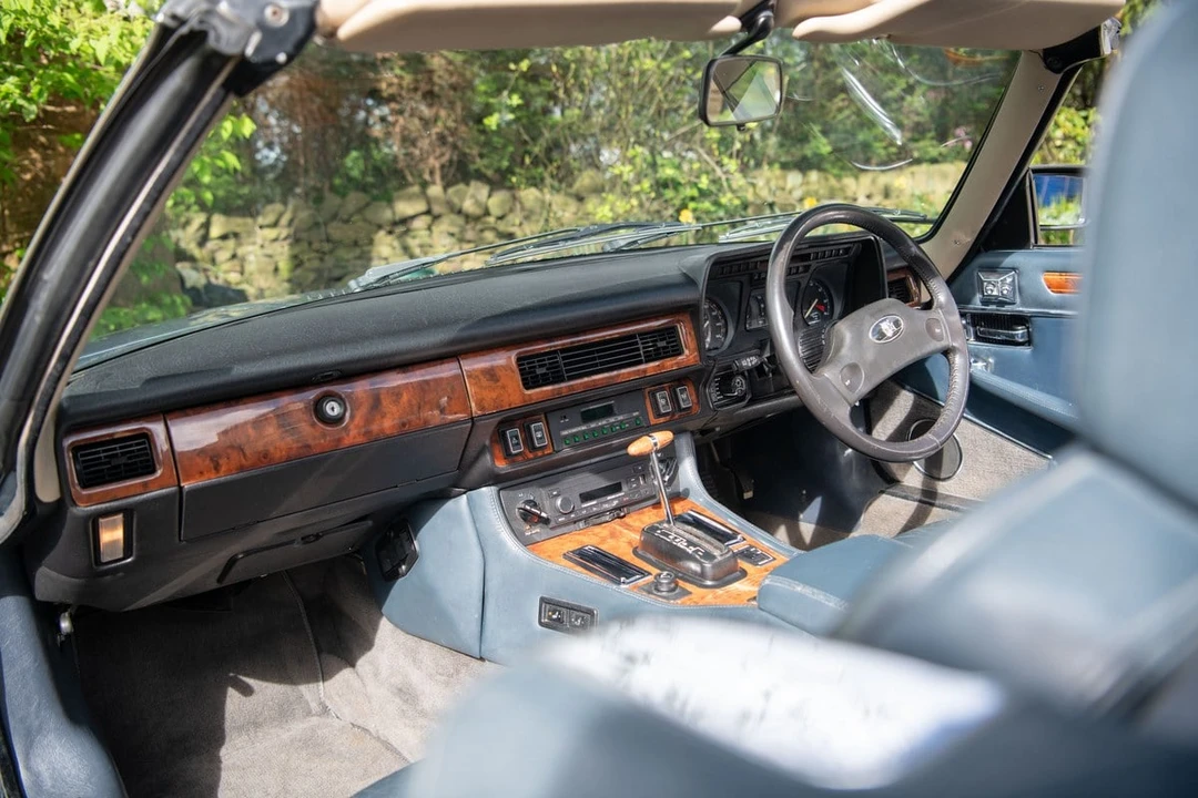 1988 Jaguar XJS Convertible - Image 31 of 31