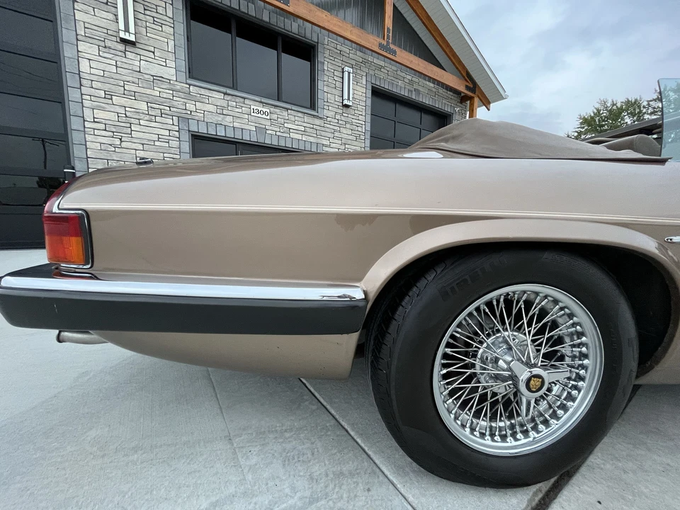 1988 Jaguar XJS Convertible - Image 23 of 31