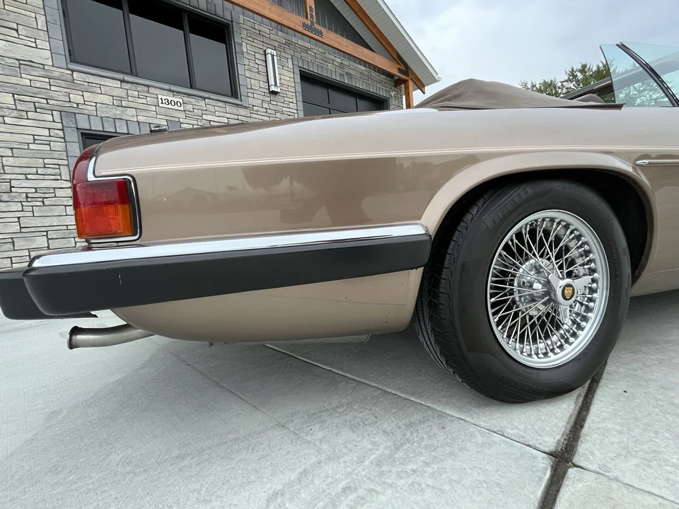 1988 Jaguar XJS Convertible - Image 24 of 31
