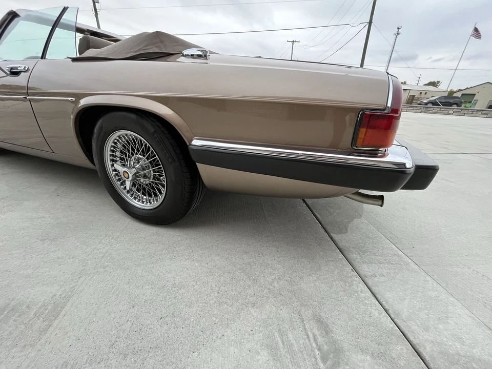 1988 Jaguar XJS Convertible - Image 30 of 31